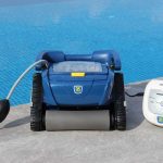 Aspirateur de piscine
