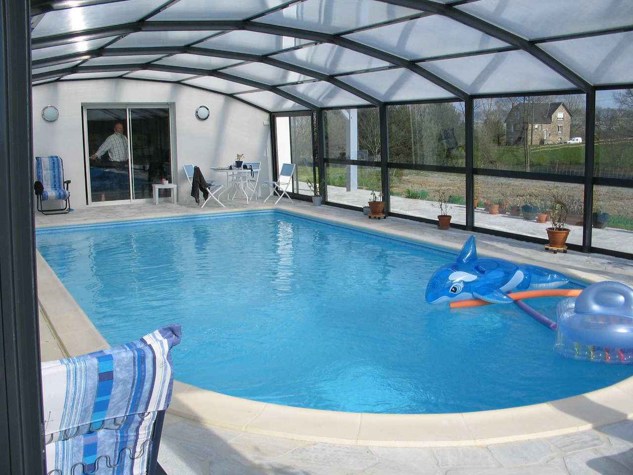 Abri de piscine haut