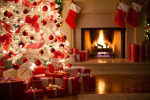 Décorer le sapin de Noël