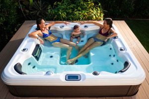 Jacuzzi trois places