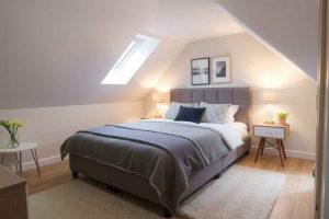 Créer une chambre sous combles : une idée astucieuse pour optimiser votre espace