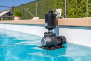 Pompe et filtre de piscine